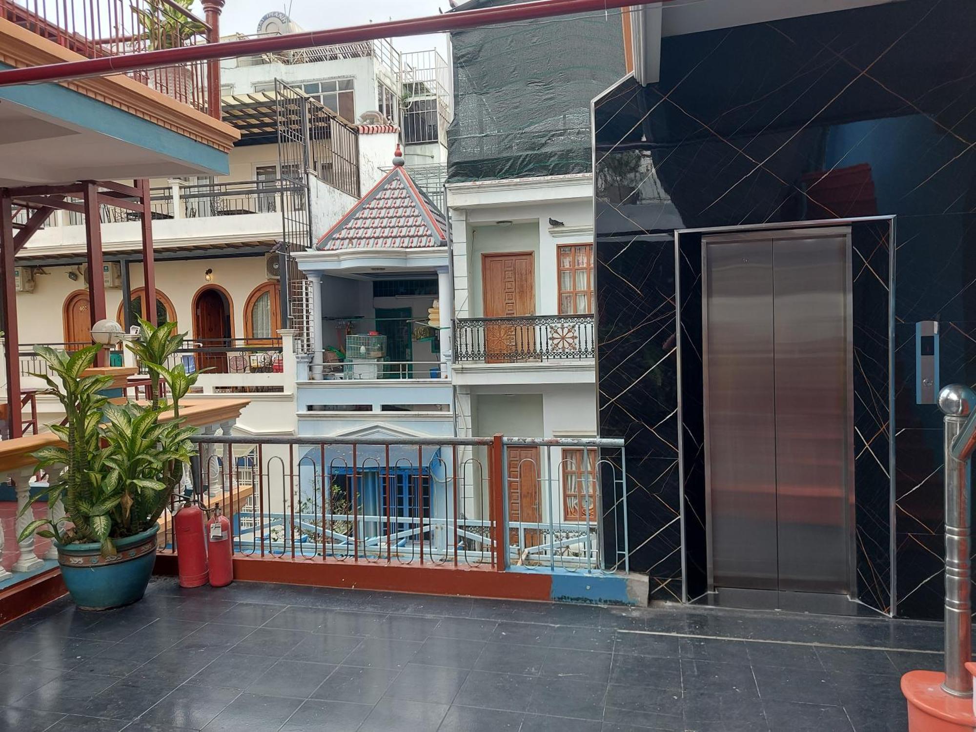 Saigon Rooftops Ho-Chi-Minh-Stadt